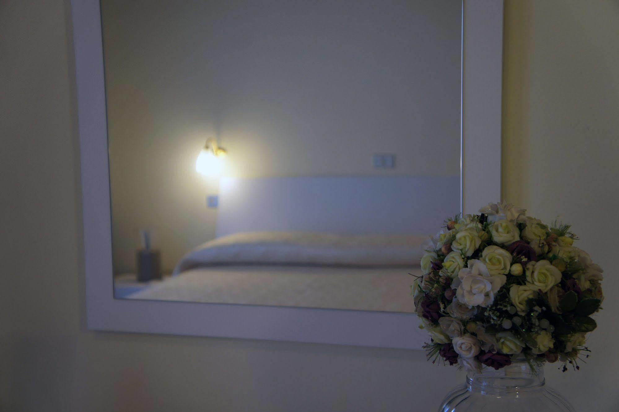 Hotel Solaris Giulianova Extérieur photo